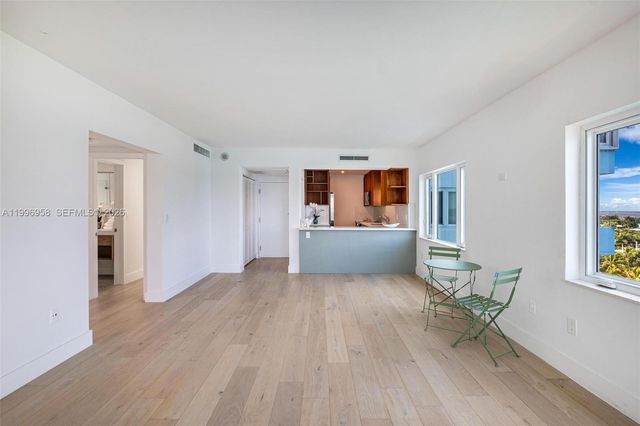 10300 W Bay Harbor Dr 9D, Bay Harbor Islands, FL 33154