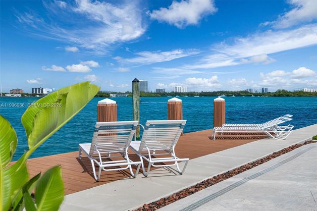 10300 W Bay Harbor Dr 9D, Bay Harbor Islands, FL 33154