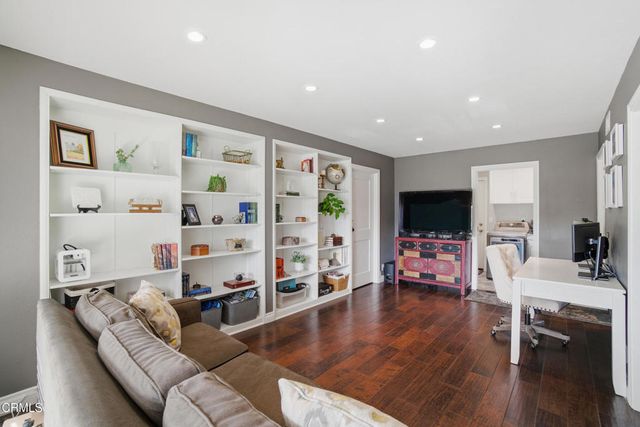 1490 Calle La Cumbre, Camarillo, CA 93010