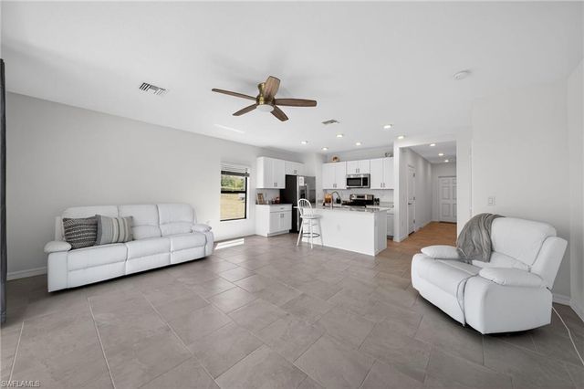 14275 Oviedo PL, Fort Myers, FL 33905