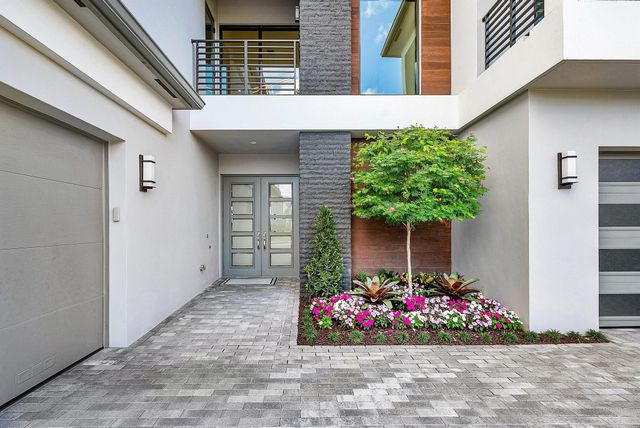 20071 Pacific Dunes Drive, Boca Raton, FL 33434