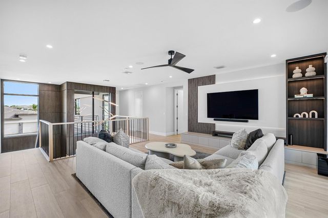 20071 Pacific Dunes Drive, Boca Raton, FL 33434