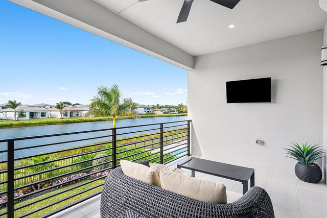 20071 Pacific Dunes Drive, Boca Raton, FL 33434