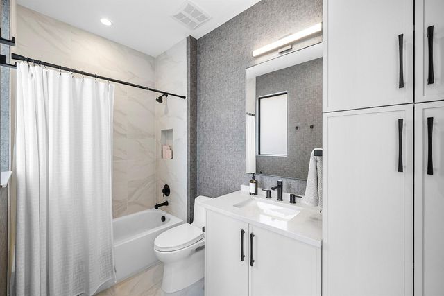 20071 Pacific Dunes Drive, Boca Raton, FL 33434