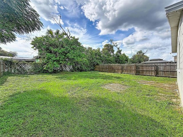 3216 N 48TH STREET B, Tampa, FL 33605