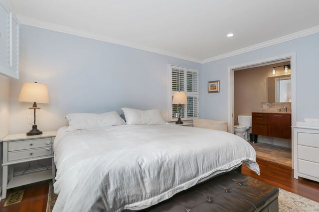 209 Seaside Avenue APT 5, Stamford, CT 06902