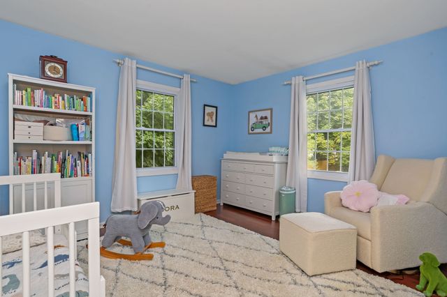 209 Seaside Avenue APT 5, Stamford, CT 06902