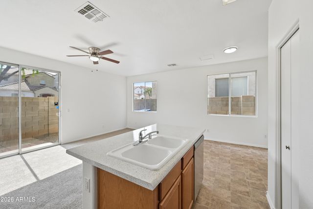 1515 E BLOCH Road, Phoenix, AZ 85040