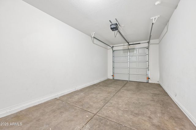 1515 E BLOCH Road, Phoenix, AZ 85040