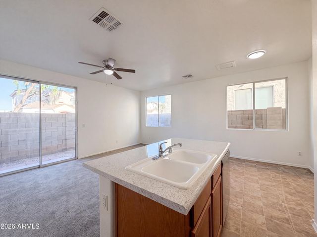 1515 E BLOCH Road, Phoenix, AZ 85040