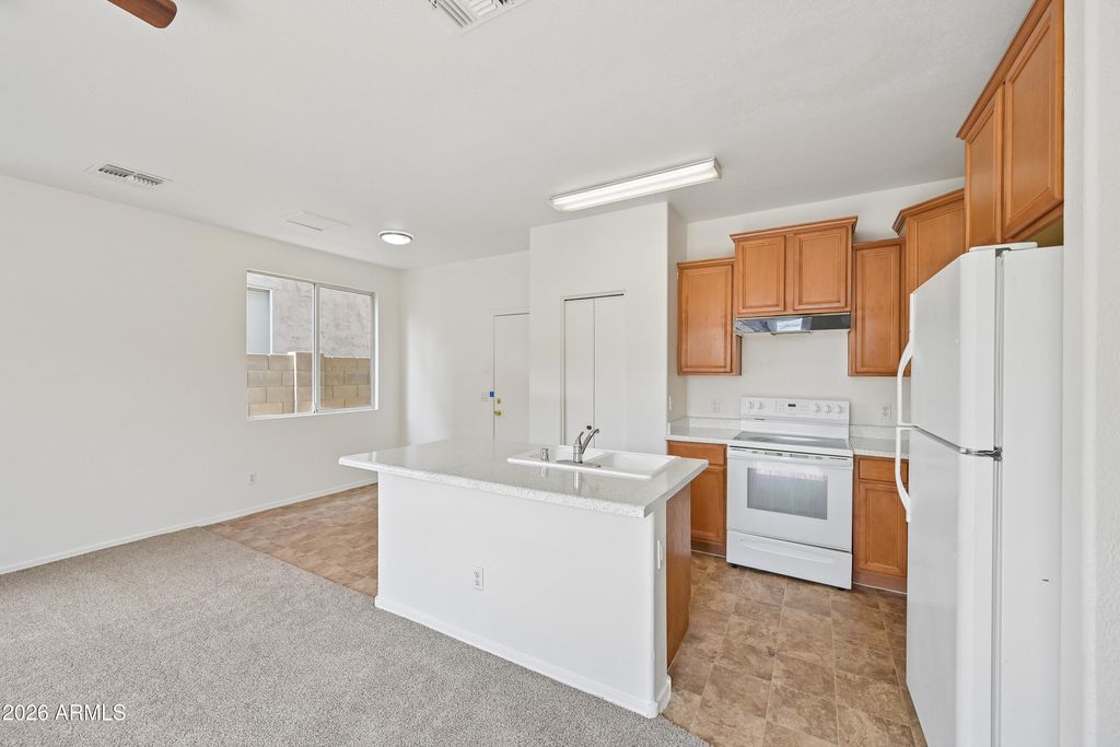 1515 E BLOCH Road, Phoenix, AZ 85040 — photo 2