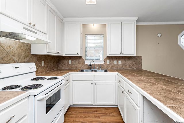 12779 Chenevert St, Ventress, LA 70783