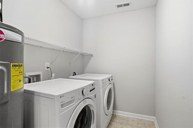 17 Four Feathers Lane NE, Rydal, GA 30171