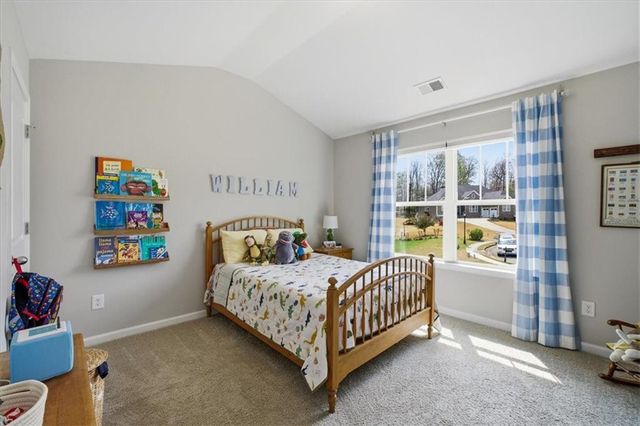 17 Four Feathers Lane NE, Rydal, GA 30171