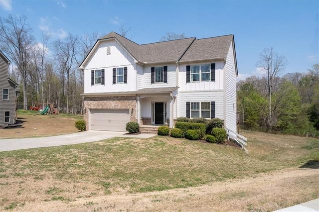 17 Four Feathers Lane NE, Rydal, GA 30171