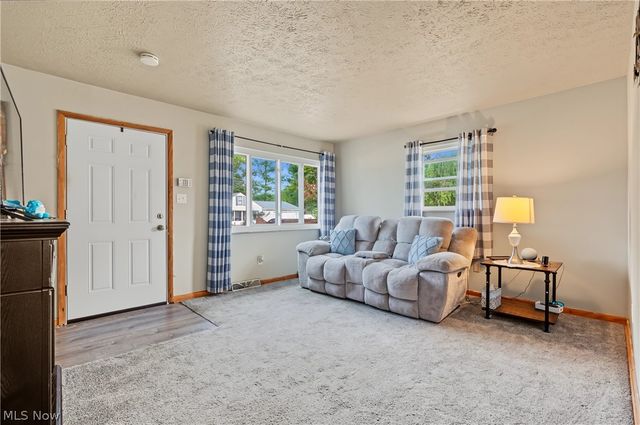 4111 Vira Road, Stow, OH 44224