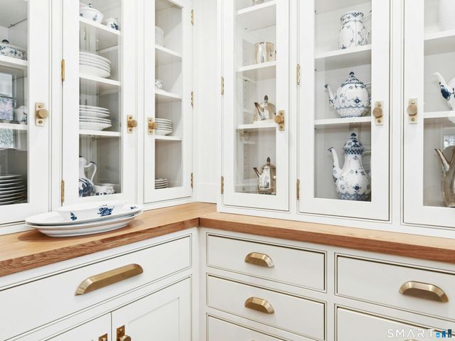 651 Nod Hill Road, Wilton, CT 06897