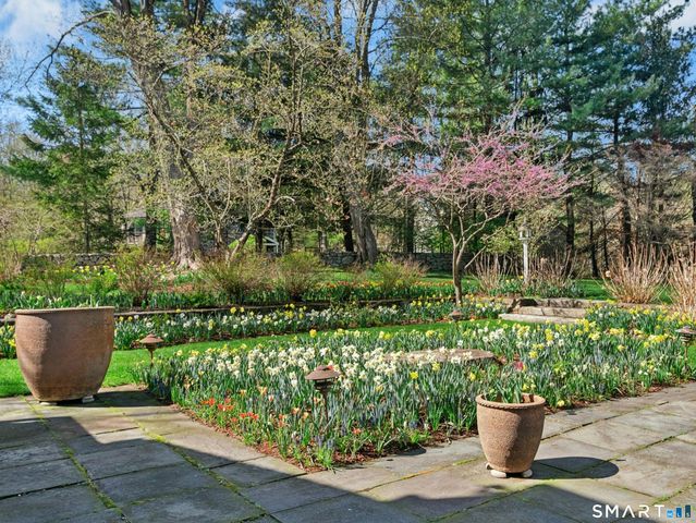 651 Nod Hill Road, Wilton, CT 06897