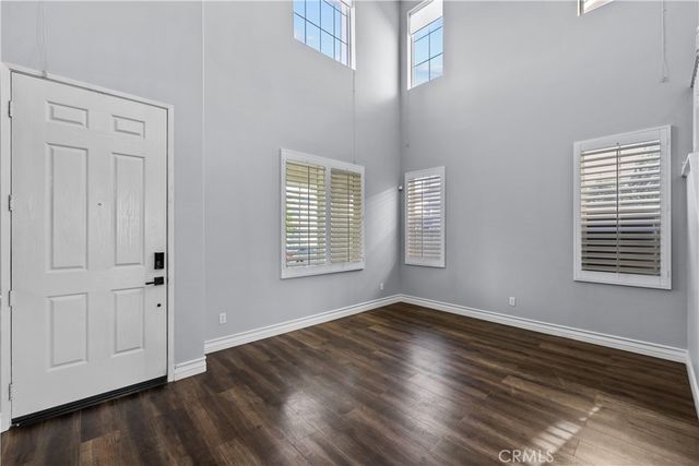 24036 Via Vista, Valencia, CA 91354
