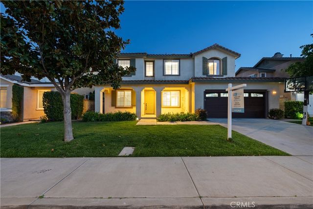 24036 Via Vista, Valencia, CA 91354