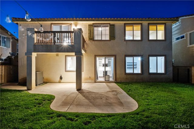 24036 Via Vista, Valencia, CA 91354