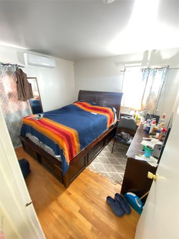 16 Pease Street, Mount Vernon, NY 10553