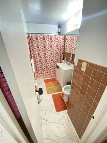 16 Pease Street, Mount Vernon, NY 10553