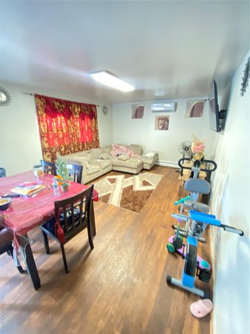 16 Pease Street, Mount Vernon, NY 10553