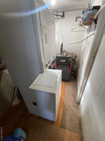 16 Pease Street, Mount Vernon, NY 10553