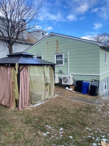 16 Pease Street, Mount Vernon, NY 10553