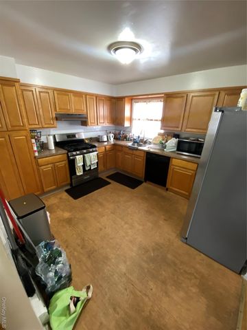 16 Pease Street, Mount Vernon, NY 10553