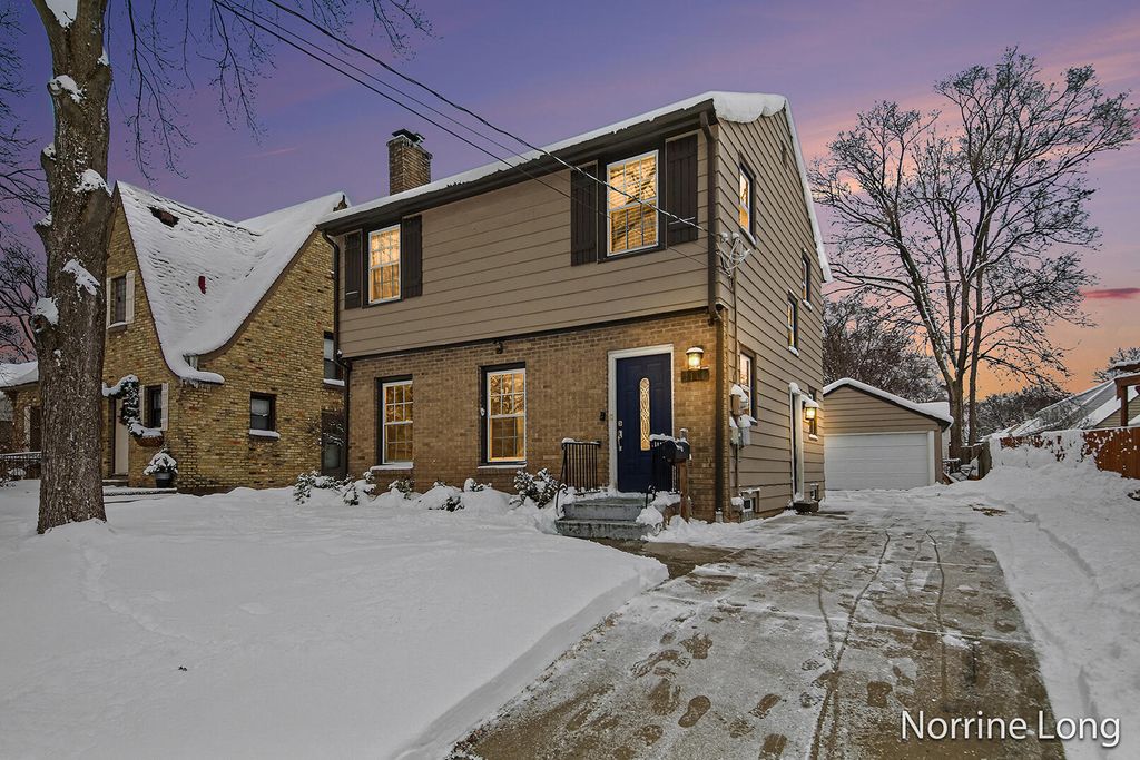 1111 Walsh Street SE, Grand Rapids, MI 49507