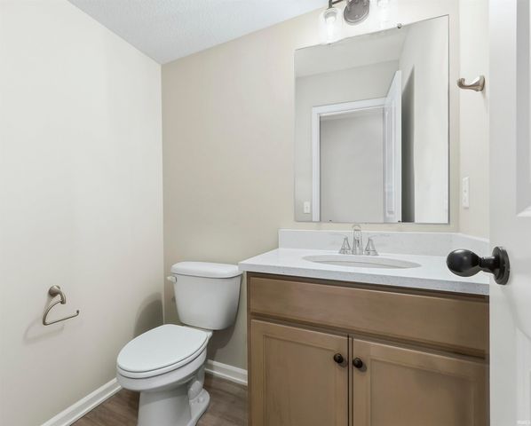 11935 Falcatta Drive, Fort Wayne, IN 46845