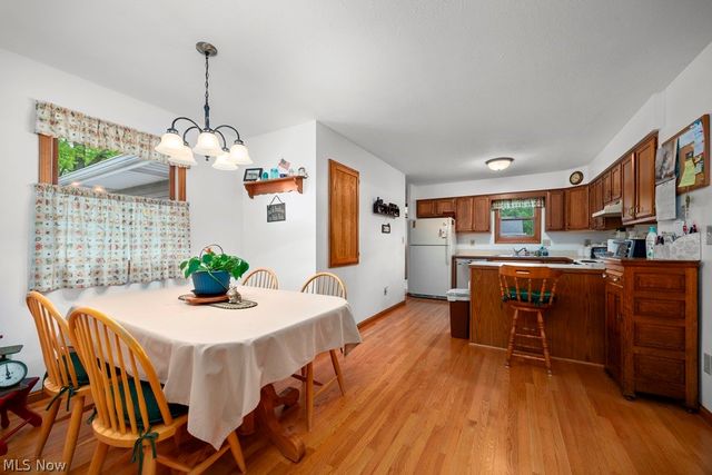 7611 Bronson Road, Olmsted Twp, OH 44138