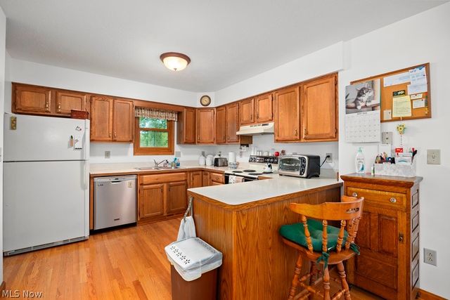 7611 Bronson Road, Olmsted Twp, OH 44138