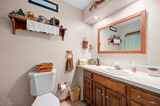 7611 Bronson Road, Olmsted Twp, OH 44138