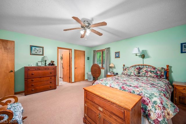 7611 Bronson Road, Olmsted Twp, OH 44138