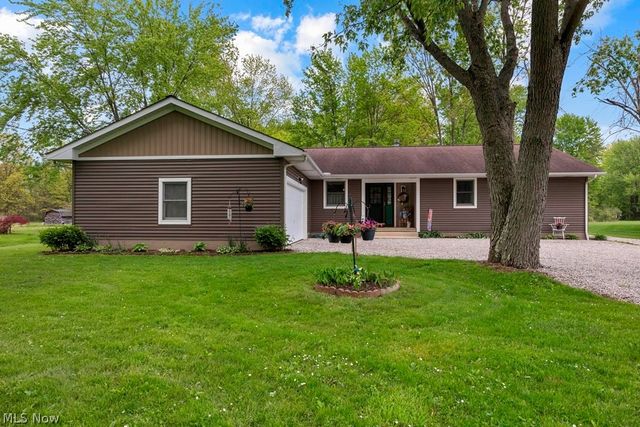 7611 Bronson Road, Olmsted Twp, OH 44138