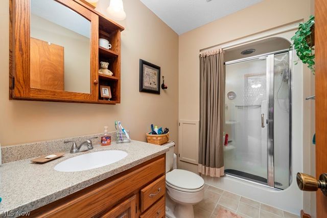 7611 Bronson Road, Olmsted Twp, OH 44138