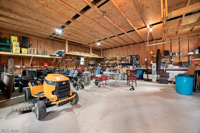 7611 Bronson Road, Olmsted Twp, OH 44138