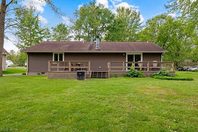 7611 Bronson Road, Olmsted Twp, OH 44138