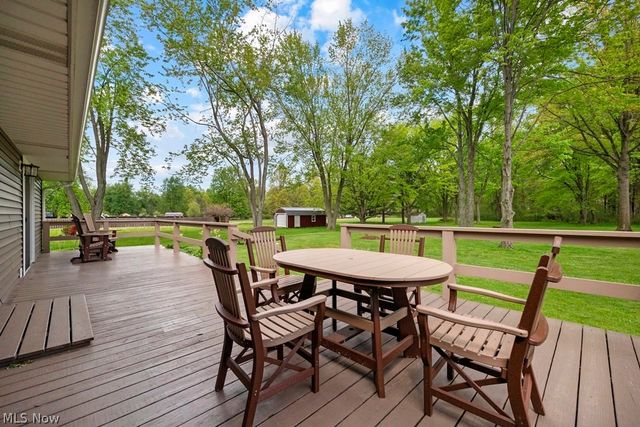 7611 Bronson Road, Olmsted Twp, OH 44138