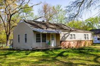 1701 E Lincoln St, Tullahoma, TN 37388