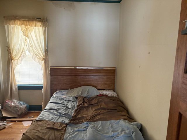 3820 E Munkwitz AVENUE, Cudahy, WI 53110