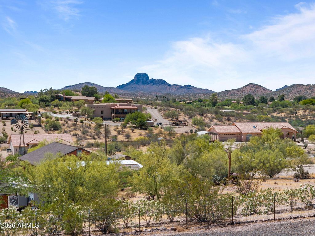 32931 Manrad Drive -, Wickenburg, AZ 85390 — exterior