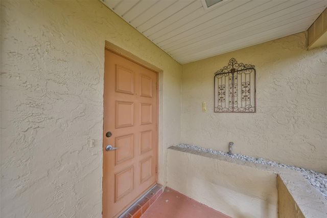 431 GLOUCESTER BOULEVARD 87, Sun City Center, FL 33573