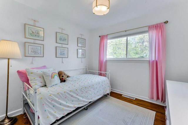 4813 Tulip DR, Virginia Beach, VA 23455