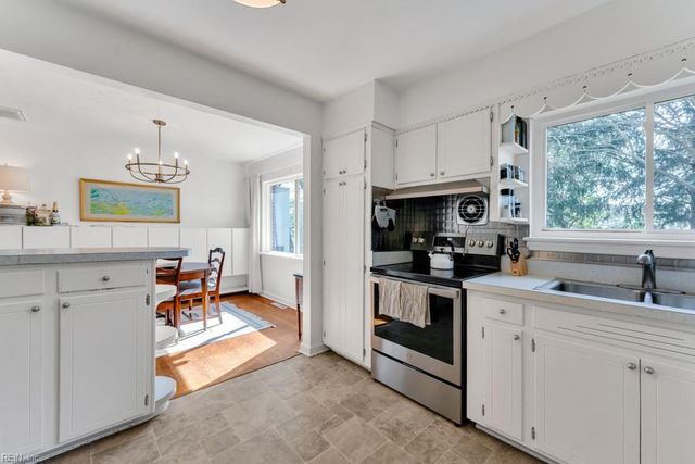 4813 Tulip DR, Virginia Beach, VA 23455