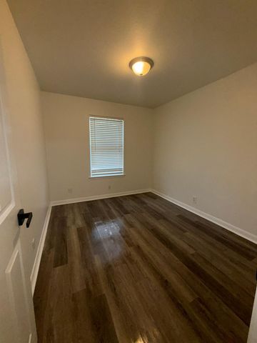 5807 TERI RD, Austin, TX 78744