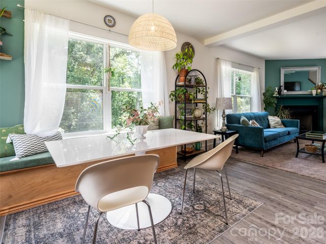 518 Onteora Boulevard, Asheville, NC 28803